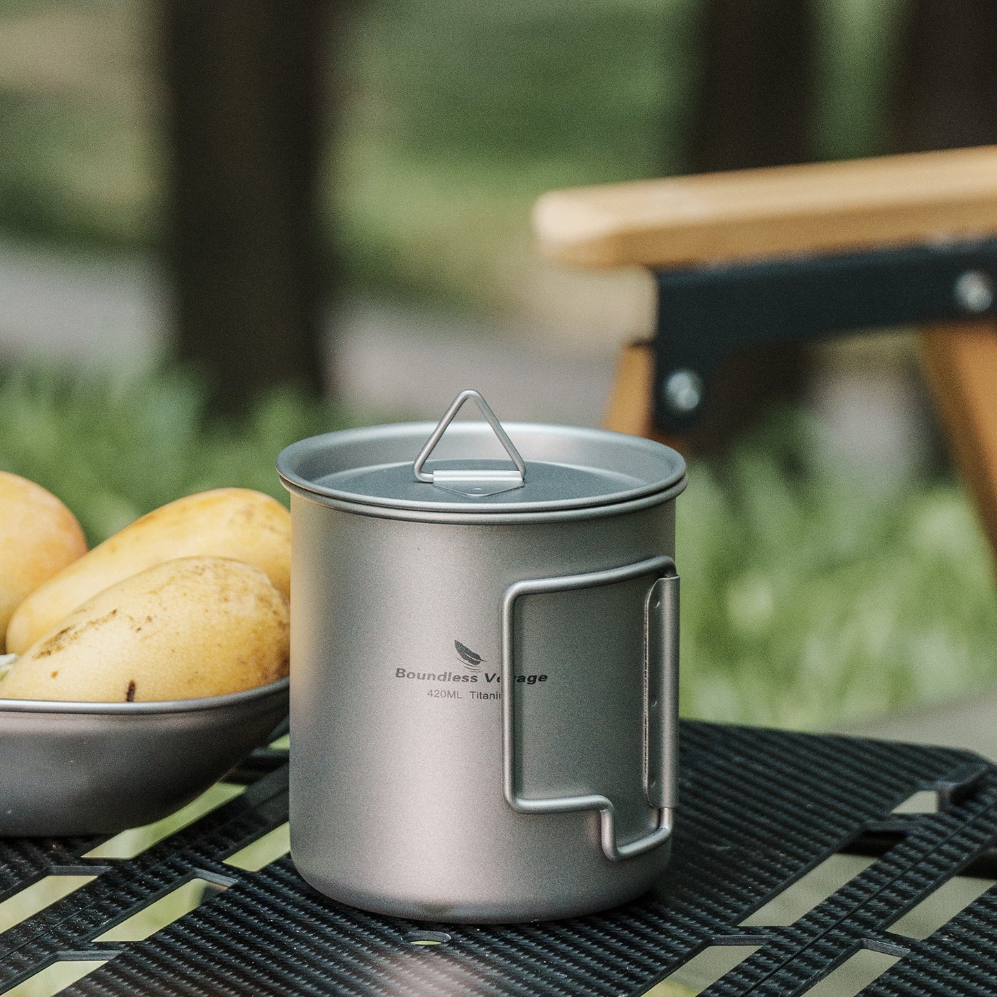 Boundless Voyage Outdoor Titanium Cup 420ml With Lid Camping Mug Foldable Handle Outdoor Hiking Ultralight Portable Water Coffee Tea Cup