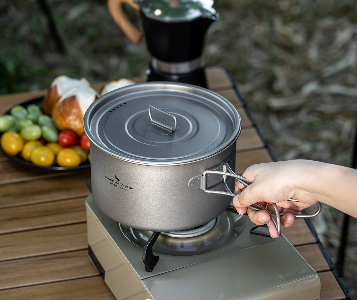 Boundless Voyage Lightweight 1800ml Titanium Pot Outdoor Portable Cooking Set hiking Backpacking Pot for Hiking Trekking Picnic Fishing Mountaineering