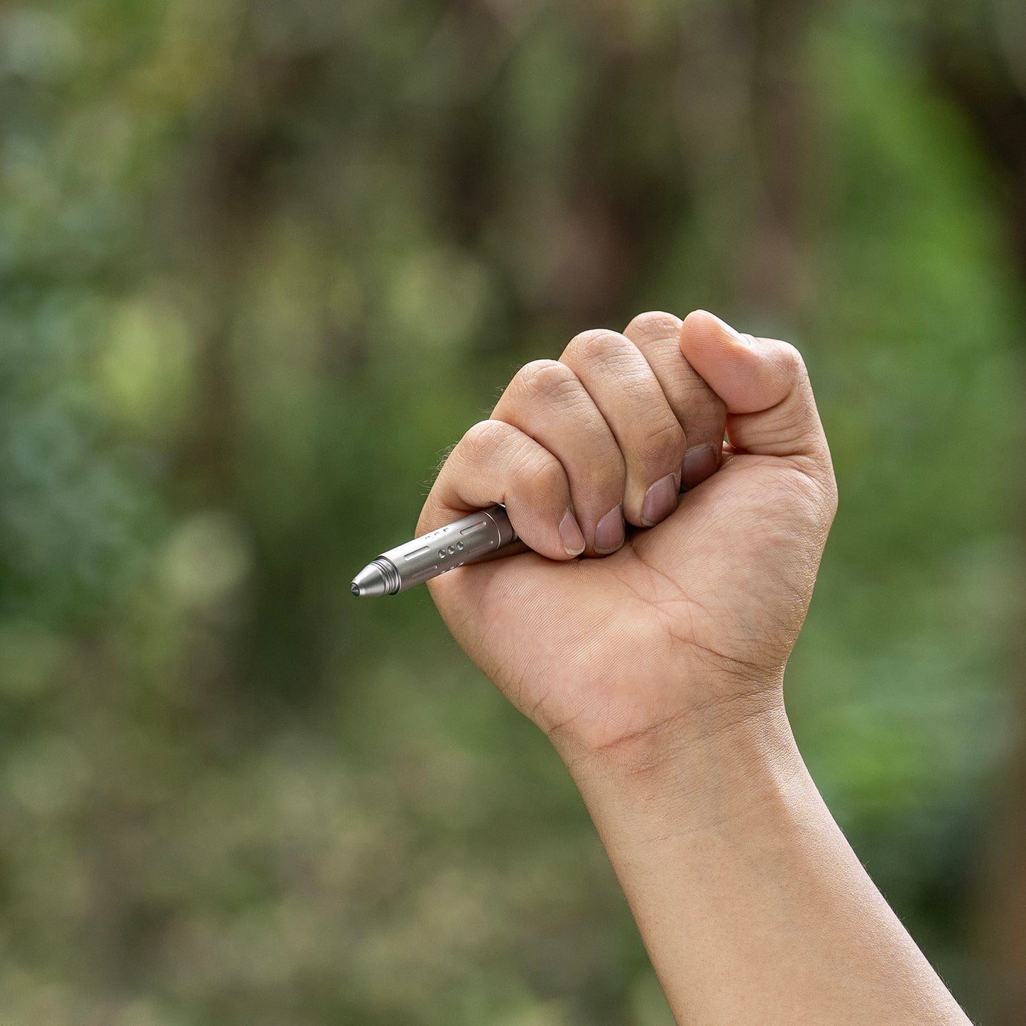 Boundless Voyage Titanium Multifunctional Pen – 3-in-1 Outdoor Emergency Tool with Whistle & Car Window Breaker