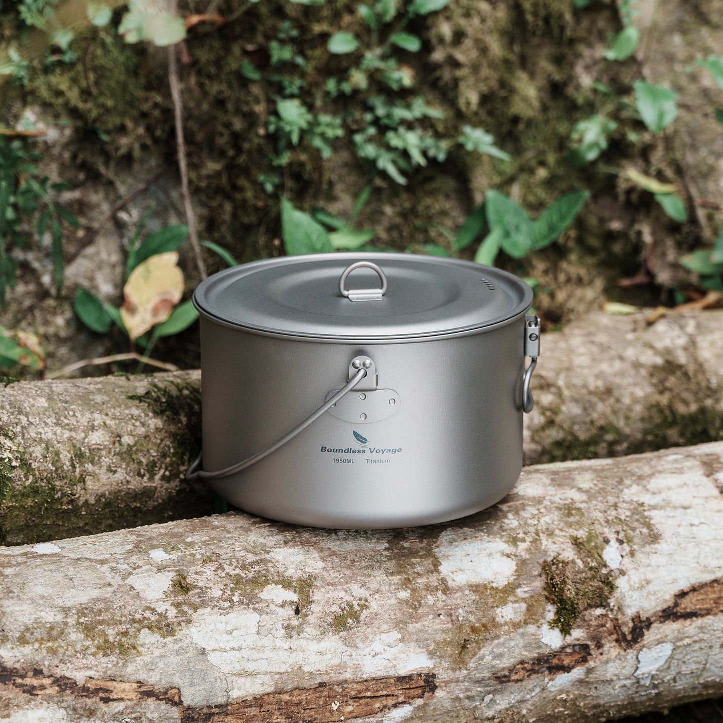 Boundless Voyage 1950ml TA1 Titanium Hanging Pot – Ultralight Campfire Cooking Pot for Camping, Backpacking & Outdoor Bushcraft