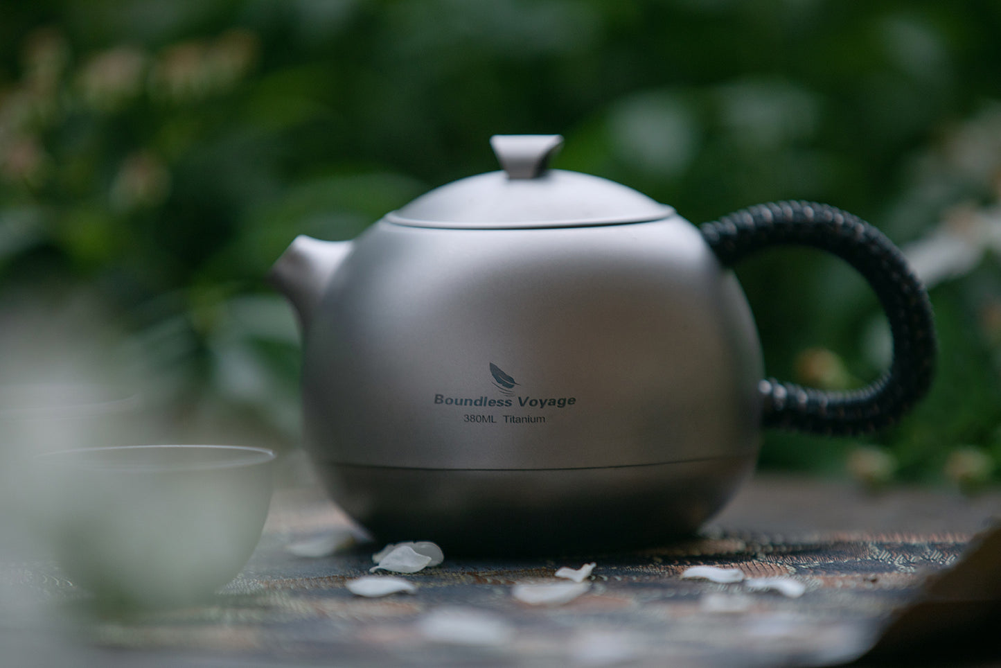 Boundless Voyage Titanium Kung Fu Tea Set | 380ml Kettle & 3PCS 25ml Cups | Anti-Scald Ultralight Tea Maker for Camping, Hiking & Travel