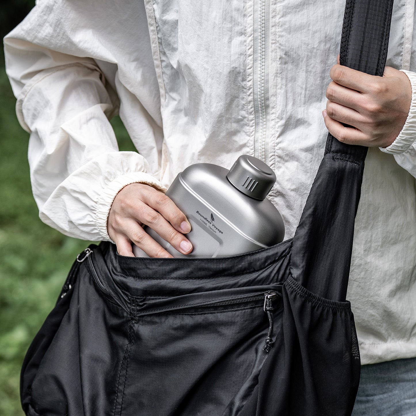 Boundless Voyage 1100ml TA1 Titanium Water Bottle – Single Wall Open-Fire Canteen with Leakproof Lid & Carry Sleeve for Camping & Outdoor Survival