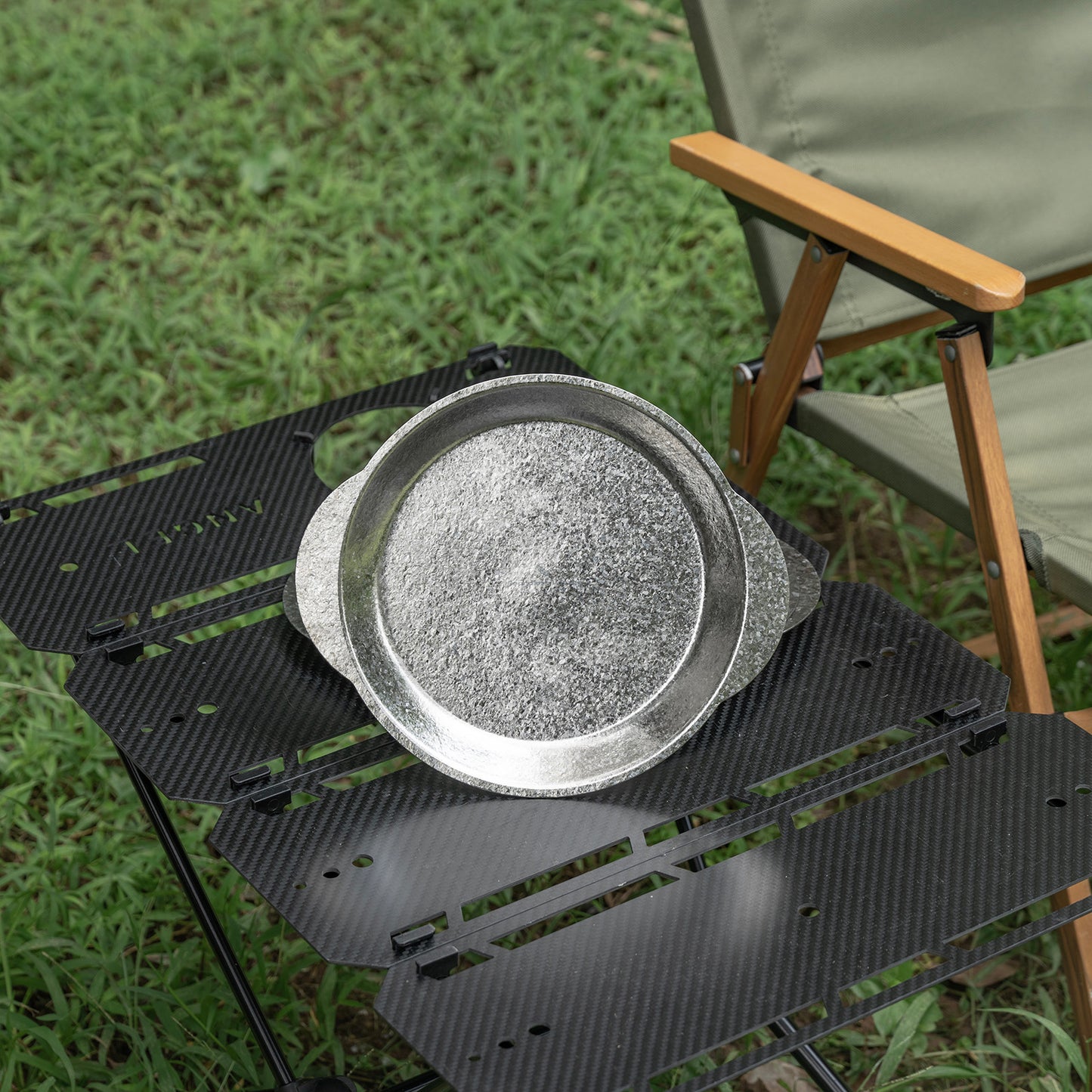 Boundless Voyage 23.2cm Titanium Camping Plate with Handles – Ultralight Stackable Dinner Plate for Outdoor, Picnic & Travel