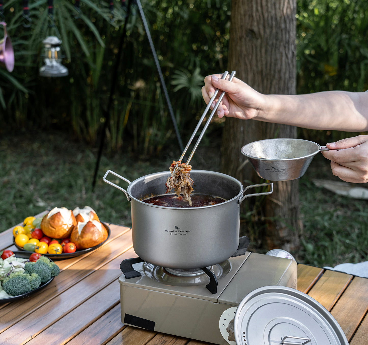 Boundless Voyage Lightweight 2400ml Titanium Pot Outdoor Portable Cooking Set hiking Backpacking Pot for Hiking Trekking Picnic Fishing Mountaineering