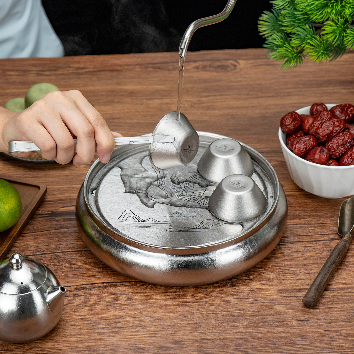 Boundless Voyage Pure Titanium Gongfu Tea Set – Round Tea Tray, 180ml Teapot & 3 Double-Wall Cups, Chinese Tea Ceremony Set